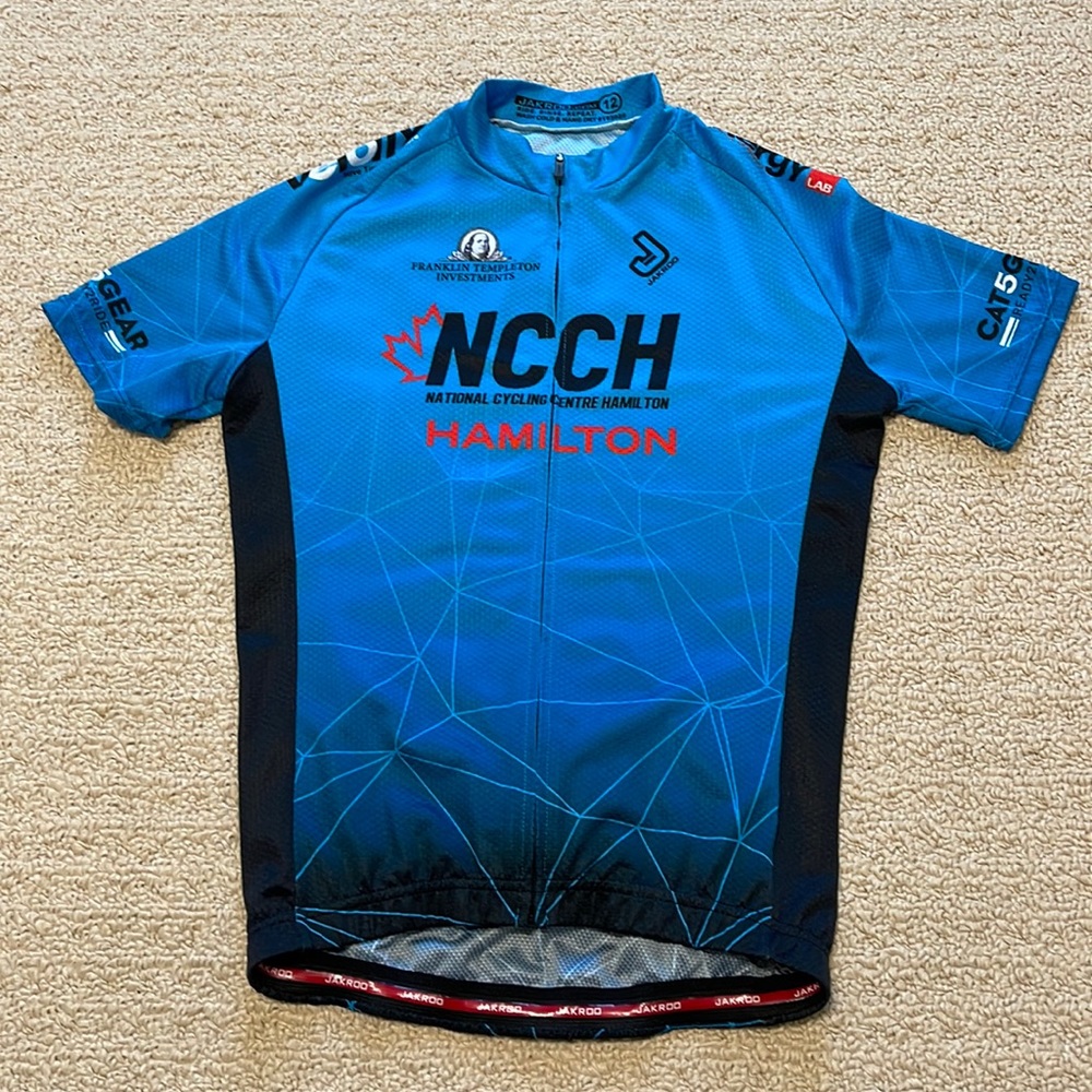 Jakroo Youth Bike shirt - size 12